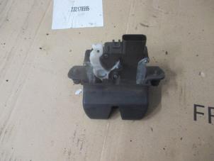 Used Boot lid lock mechanism Hyundai Tucson (TL) 1.7 CRDi 16V 2WD Price € 60,50 Inclusive VAT offered by Garage Callant