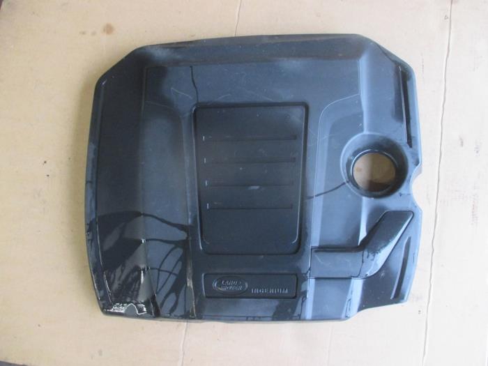 Used Engine cover Landrover Range Rover Velar (LY) 2.0 16V P250 AWD Price € 90,75 Inclusive VAT offered by Garage Callant
