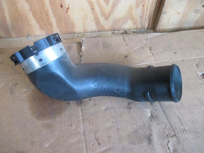 Gebrauchte Intercooler Rohr Landrover Range Rover Velar (LY) 2.0 16V P250 AWD Preis € 24,20 Mit Mehrwertsteuer angeboten von Garage Callant