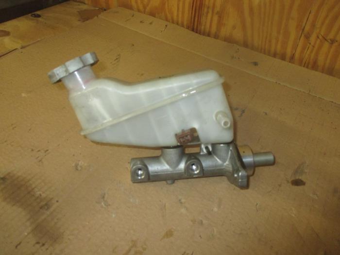 Master cylinder Hyundai i20 1.1 CRDi VGT 12V 585101J200 D3FA