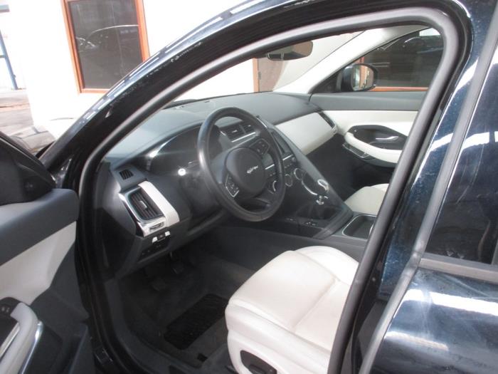 Airbag set + dashboard de un Jaguar E-Pace 2.0 D 150 16V 2019