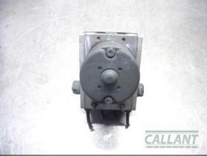 Bloc ABS d'un Jaguar X-type 2.2 D 16V 2006