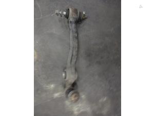 Used Front lower wishbone, right Landrover Range Rover IV (LG) 3.0 TDV6 24V Price € 121,00 Inclusive VAT offered by Garage Callant
