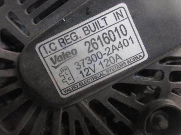 Dynamo från en Hyundai i20 1.1 CRDi VGT 12V 2014