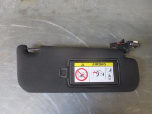 Usados Visera Landrover Range Rover Velar (LY) 3.0 D300 AWD Precio € 42,35 IVA incluido ofrecido por Garage Callant