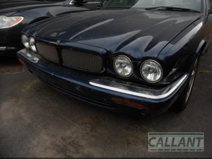 Front bumper Jaguar XJR 4.0 V8 32V Supercharged JHE - LNC4800AD