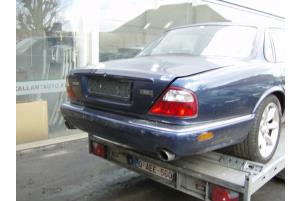 Used Rear bumper Jaguar XJR 4.0 32V Supercharged Price € 605,00 Inclusive VAT offered by Garage Callant