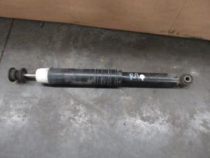 Used Shock absorber kit Renault Clio IV (5R) 1.5 dCi 90 FAP Price € 60,50 Inclusive VAT offered by Garage Callant