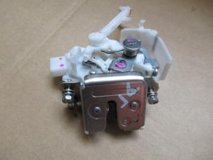 Used Boot lid lock mechanism Mitsubishi Space Star (A0) 1.2 12V Price € 24,20 Inclusive VAT offered by Garage Callant