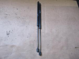 Used Set of tailgate gas struts Audi A3 Sportback (8PA) 2.0 TDI 16V Price € 30,25 Inclusive VAT offered by Garage Callant