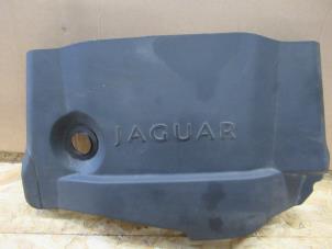 Usagé Couverture moteur Jaguar XJ (X350) 2.7d V6 24V Prix € 30,25 Prix TTC proposé par Garage Callant