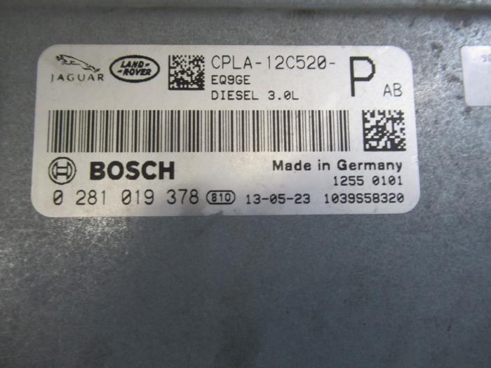 Engine management computer Jaguar XJ 3.0 D V6 24V - LR041456 306DT BOSCH