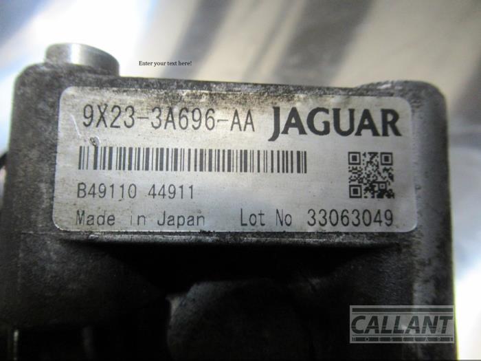Bomba de dirección asistida de un Jaguar XJ (X351) 3.0 D V6 24V 2013