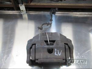 Used Front brake calliper, left Jaguar XJ (X351) 3.0 D V6 24V Price € 151,25 Inclusive VAT offered by Garage Callant