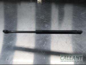 Used Set of tailgate gas struts Kia Venga 1.4 CRDi 16V Price € 18,15 Inclusive VAT offered by Garage Callant