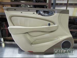 Usados Tapizado de puerta de 4 puertas izquierda delante Jaguar XJ (X350) 2.7d V6 24V Precio de solicitud ofrecido por Garage Callant