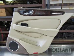 Usagé Revêtement portière haut 4portes arrière droite Jaguar XJ (X350) 2.7d V6 24V Prix sur demande proposé par Garage Callant