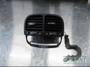 Used Dashboard vent Jaguar XJ (X350) 2.7d V6 24V Price € 60,50 Inclusive VAT offered by Garage Callant