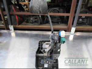 Used Brake pedal Jaguar XJ (X350) 2.7d V6 24V Price € 90,75 Inclusive VAT offered by Garage Callant