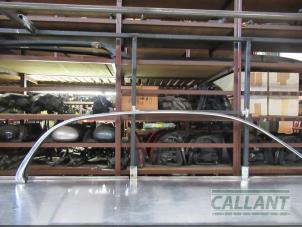 Used Roof strip, right Jaguar XJ (X350) 2.7d V6 24V Price € 90,75 Inclusive VAT offered by Garage Callant