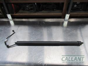 Usagé Kit amortisseur gaz hayon Landrover Velar Prix € 181,50 Prix TTC proposé par Garage Callant