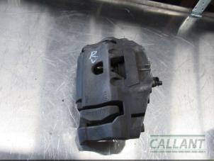 Used Front brake calliper, right Jaguar XJ (X351) 3.0 D V6 24V Price € 151,25 Inclusive VAT offered by Garage Callant