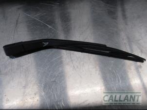 Used Rear wiper arm BMW 1 serie (F20) 120d TwinPower Turbo 2.0 16V Price € 12,10 Inclusive VAT offered by Garage Callant