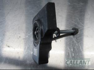 Used Vibration damper BMW 1 serie (F20) 120d TwinPower Turbo 2.0 16V Price € 18,15 Inclusive VAT offered by Garage Callant