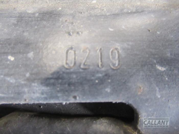 Rear wishbone, left from a Fiat Doblo Cargo (263) 1.4 16V 2019