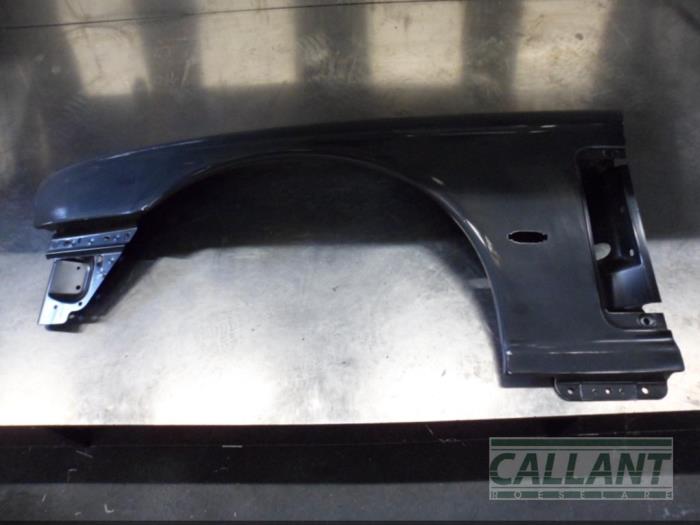 Front wing, left from a Jaguar XJ (X350)