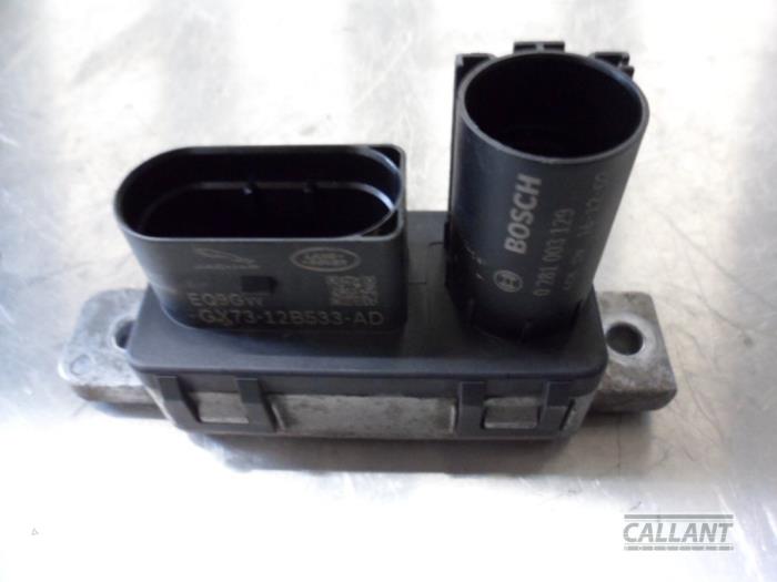 Jaguar XE 2.0 D EPerformance 16V Glow plug relays stock