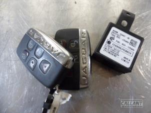 Gebrauchte Schlüssel Jaguar XE 2.0 D E-Performance 16V Preis € 121,00 Mit Mehrwertsteuer angeboten von Garage Callant