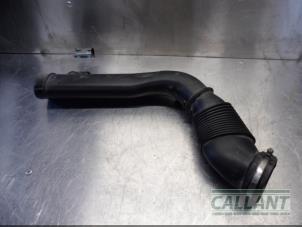 Used Air intake hose Landrover Range Rover Evoque (LVJ/LVS) Price € 60,50 Inclusive VAT offered by Garage Callant