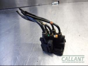 Usados Válvula de controlador de nivel Landrover Velar Precio € 90,75 IVA incluido ofrecido por Garage Callant