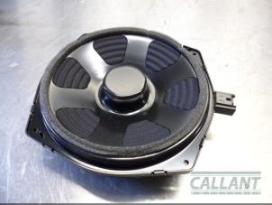 Used Speaker Landrover Range Rover IV (LG) 3.0 TDV6 24V Price € 30,25 Inclusive VAT offered by Garage Callant