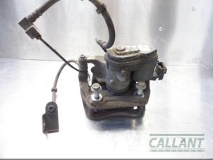 Used Rear brake calliper, left Landrover Discovery V (LR) 2.0 Td4 16V Price € 121,00 Inclusive VAT offered by Garage Callant