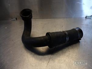 Used Air intake hose Landrover Discovery V (LR) 2.0 Td4 16V Price € 30,25 Inclusive VAT offered by Garage Callant