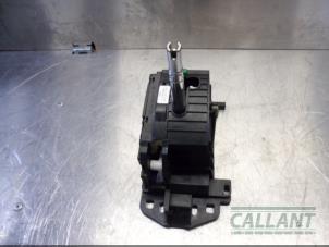 Used Automatic gear selector Landrover Range Rover Sport (LS) 3.6 TDV8 32V Price € 90,75 Inclusive VAT offered by Garage Callant