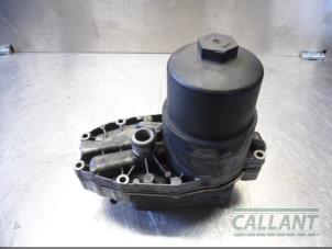 Used Oil filter housing Landrover Range Rover Sport (LS) 3.0 S TDV6 Price € 90,75 Inclusive VAT offered by Garage Callant