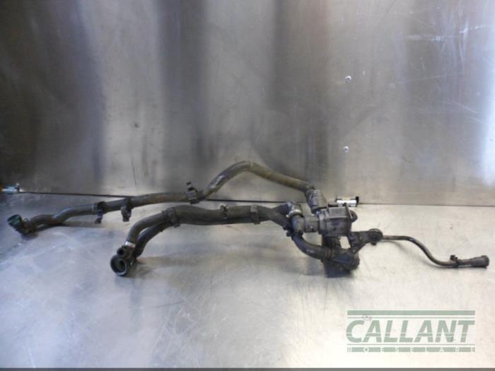 Additional water pump Landrover Range Rover Velar 2.0 16V P250 AWD ...