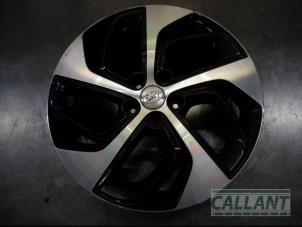 Usados Llanta Hyundai Tucson (TL) 1.7 CRDi 16V 2WD Precio € 121,00 IVA incluido ofrecido por Garage Callant