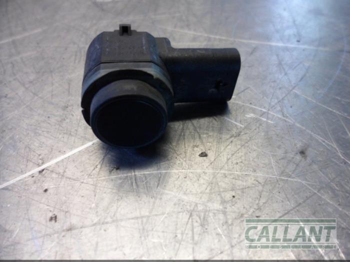 Usados Sensor PDC Landrover Range Rover Evoque (LVJ/LVS) 2.0 D 180 16V 5-drs. Precio € 24,20 IVA incluido ofrecido por Garage Callant