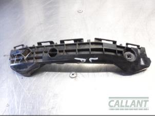 Used Rear bumper bracket, left Toyota Yaris III (P13) 1.5 16V Dual VVT-iE Price € 12,10 Inclusive VAT offered by Garage Callant