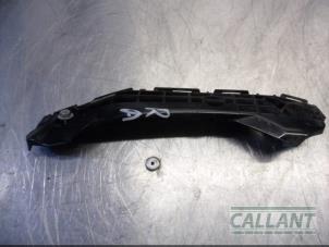 Used Rear bumper bracket, right Toyota Yaris III (P13) 1.5 16V Dual VVT-iE Price € 12,10 Inclusive VAT offered by Garage Callant