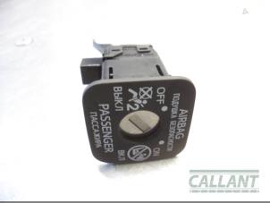 Used Airbag switch Toyota Yaris III (P13) 1.5 16V Dual VVT-iE Price € 12,10 Inclusive VAT offered by Garage Callant
