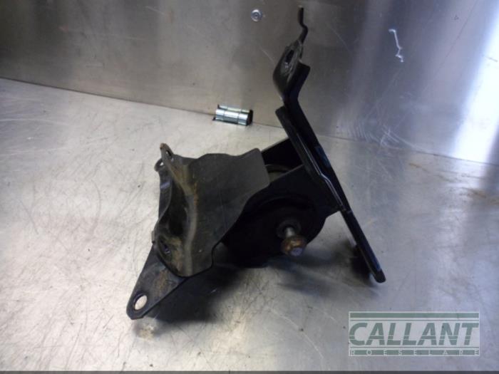 Usagé Support moteur Toyota Yaris III (P13) 1.5 16V Dual VVT-iE Prix € 24,20 Prix TTC proposé par Garage Callant