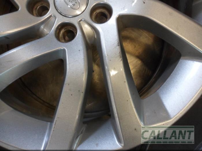 Set of wheels Landrover Discovery V 2.0 Td4 16V - LR081586 Alloy 