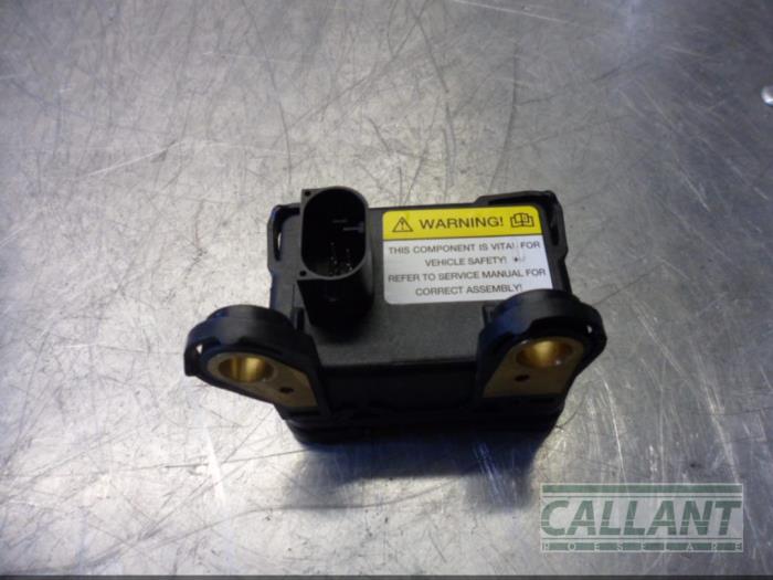 Begagnade Styrvinkelsensor Landrover Freelander II 2.2 eD4 16V Pris € 90,75 Inklusive moms erbjuds av Garage Callant