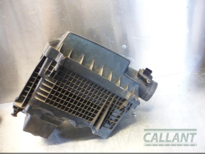 Begagnade Luftfilterhus Landrover Freelander II 2.2 eD4 16V Pris € 30,25 Inklusive moms erbjuds av Garage Callant