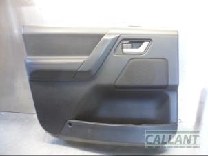 Używane Tapicerka drzwi lewych przednich wersja 4-drzwiowa Landrover Freelander II 2.2 eD4 16V Cena € 60,50 Z VAT oferowane przez Garage Callant